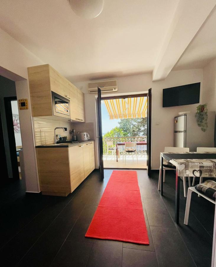 Vila Beleca Krk - Apartments Rest & Sea Крк Екстер'єр фото